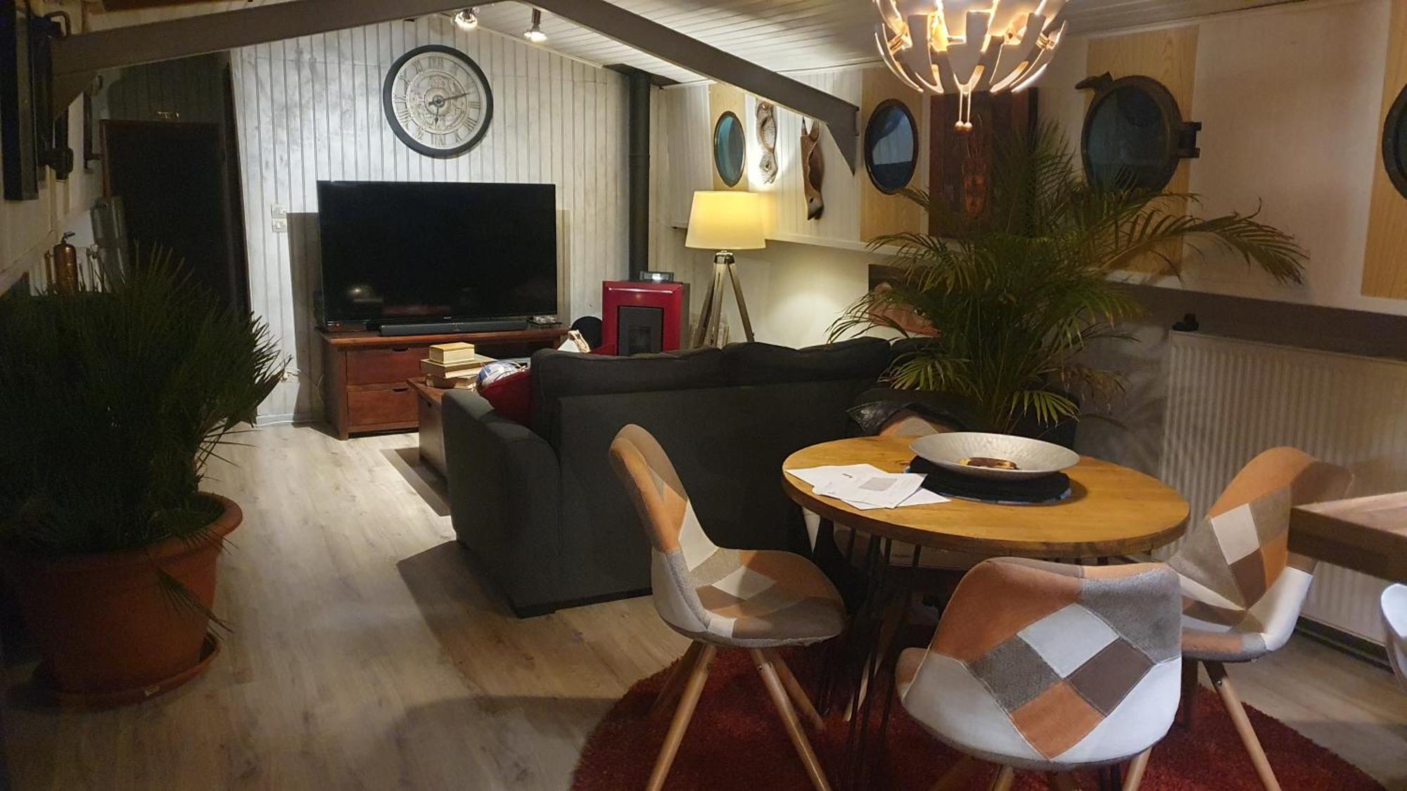 Peniche Ondine Hotel Plombieres-les-Dijon Exterior photo